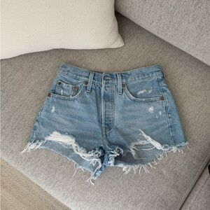 Levi’s shorts 501 🩵